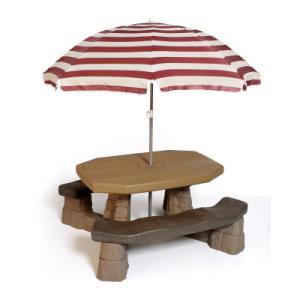 Step2 Naturally Playful Picnic Table/Umbrella