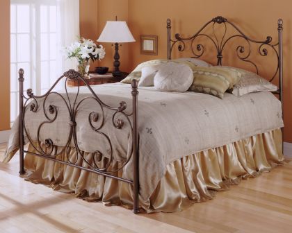 Aynsley Bed w/ Frame