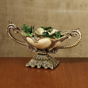 Cordova Table Centerpiece