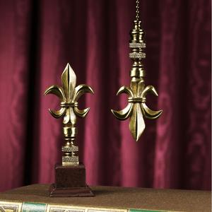 Fleur de Lis Lamp Finial & Fan Pull