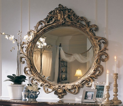 Jessica’s Oval Mirror