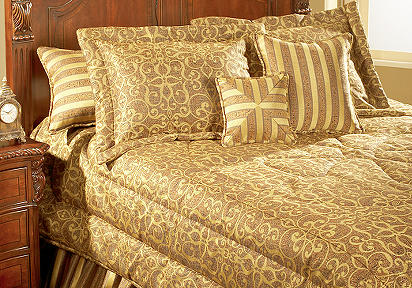 Structure Ebony 7 Pc Queen Linens Set