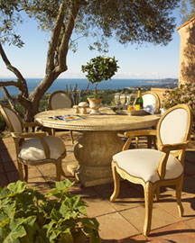 Outdoor Game Table & Chairs