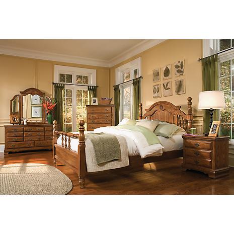 Town Hall 5-PC Queen Bedroom Package