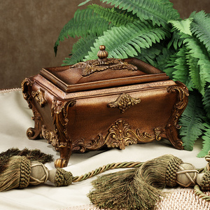 Acanthus Leaf Bronze Accent Box