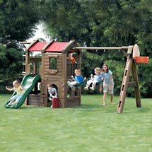 Step2 Naturally Playful Adventure Lodge Play Center