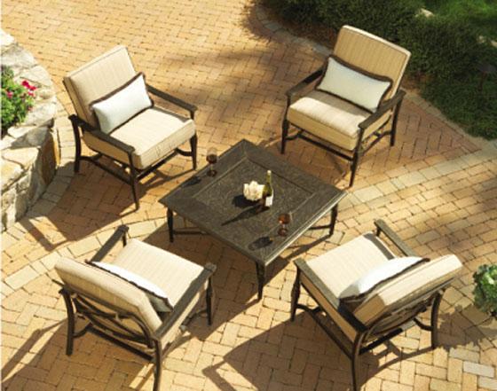 Barcelona Five-Piece Firepit Set