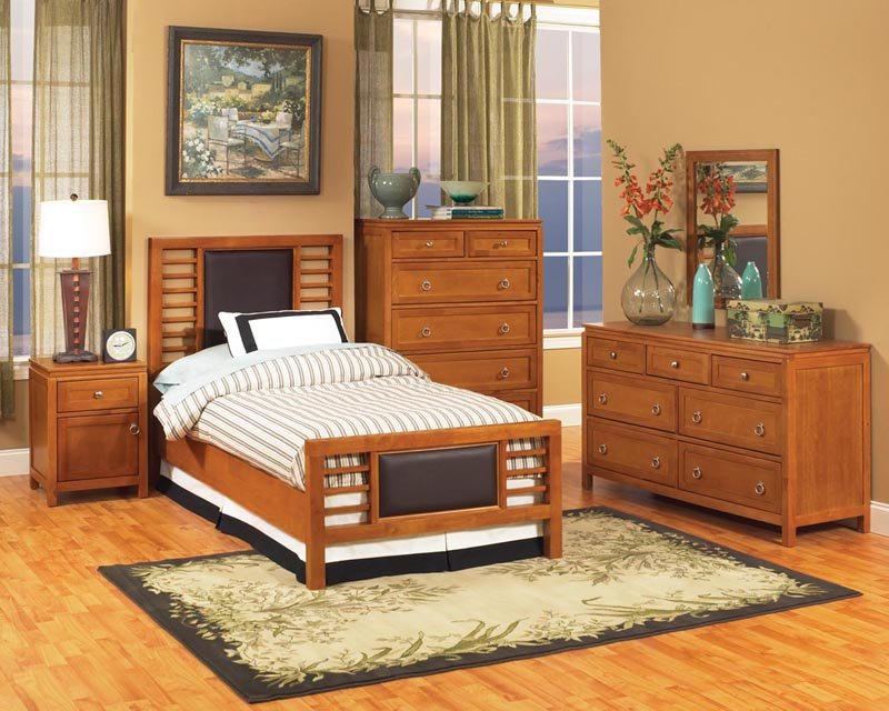 Bedroom Furniture Set