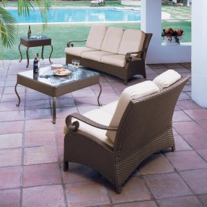 Carlton Wicker Conversation Set