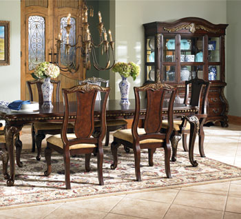 “Avelon” Dining room