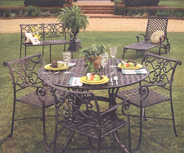 Veracruz 46″ Dining Set - 4 Chairs
