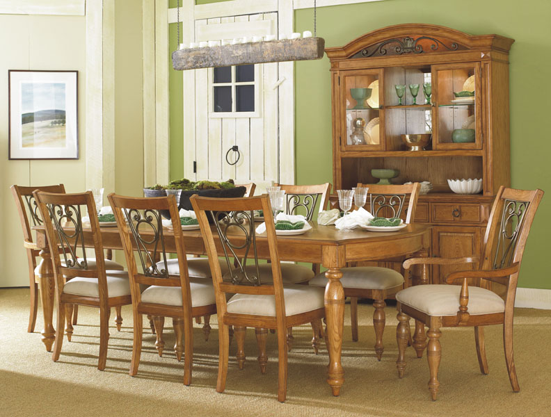 SOMERGLEN DINING COLLECTION