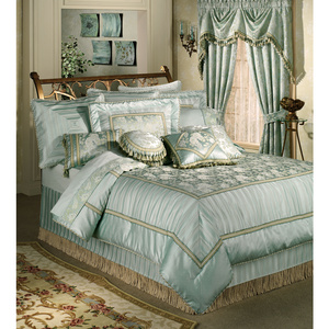 Croscill Bedspreads on With Pale Sage Foliage On The Heavenly Blue Wisteria Comforter