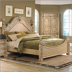 Terracina Collection Poster Bed Bedroom Set