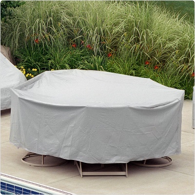 Bistro Table with 2 Chairs Set Cover