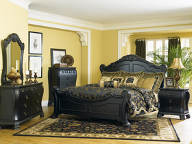 Black Wood Elegant Bedroom Furniture Set