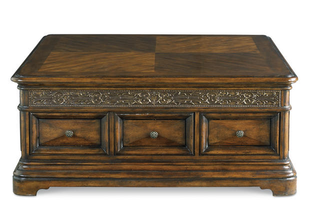 Cantabria Cocktail Table