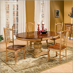 Entree - Calais Pedestal Butterfly Leaf Table Dining Set