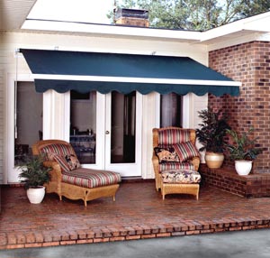 Motorized Patio Awning w Green Polyester Canopy