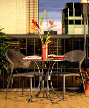 Outdoor Bistro Set, Table w Rattan Chairs