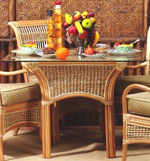 Spice Island Dining Wicker Frame Table w Glass Top