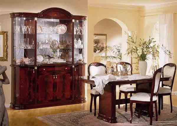 Traditional Dining - Flora mhg