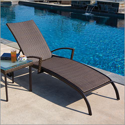 Vento Chaise Lounge