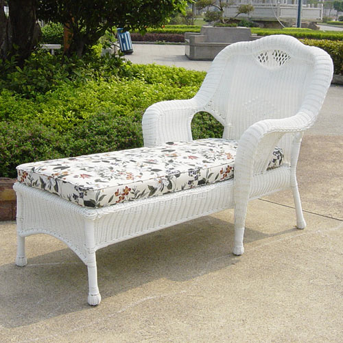 Richmond Chaise Lounge With Cushion