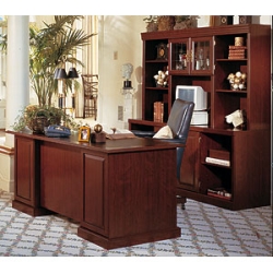 Classic Cherry Executive Set