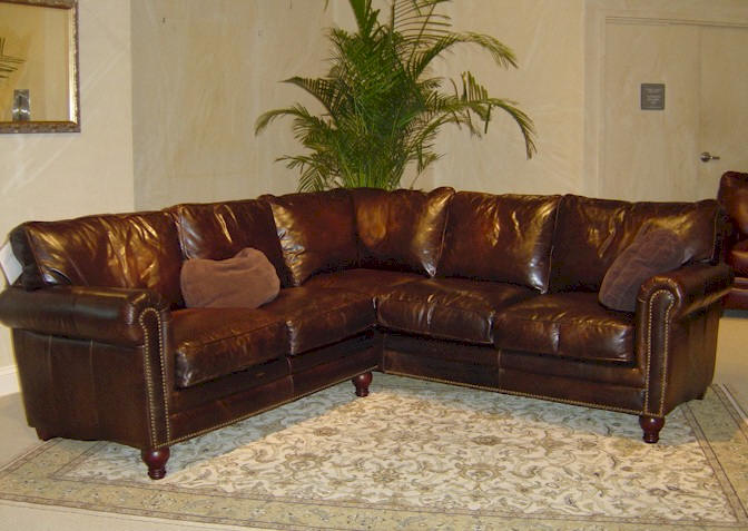 Hennesey Sectional Set