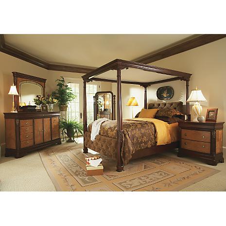Chateau Elegance King Canopy Bedroom