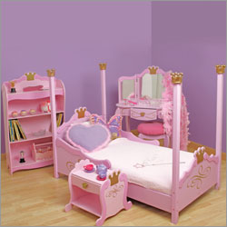 KidKraft - Princess Toddler Bedroom Furniture Suite