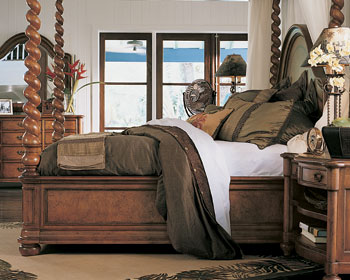 Ernest Hemingway Old Havana Poster Bed