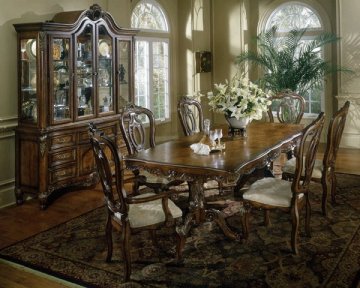 Repertoire Collection Dining Room Set