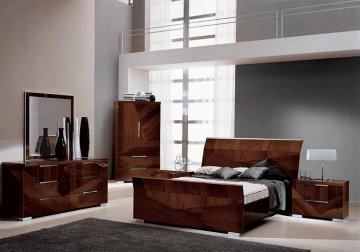 Sleigh Bedroom Furniture Set