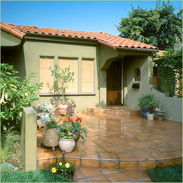 Mediterranean Entryway