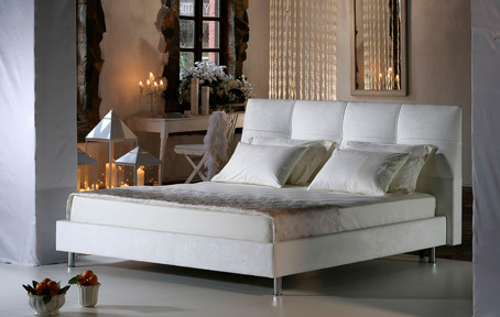 White Modern Bedroom