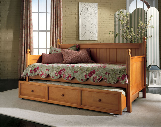Bedroom Furniture Casey Daybed