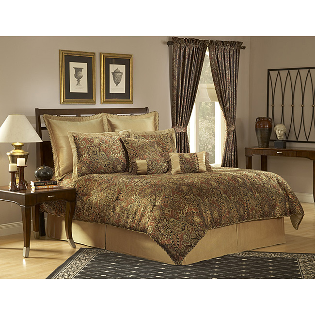 Queen Comforter Set