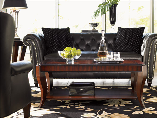 Luxurious Cocktail Table