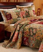antique-chic-quilt-set