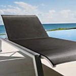 Momentum Chaise Lounge