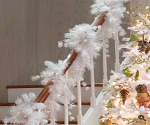 Baltic White Garland