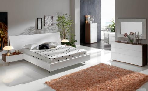 London Contemporary Lacquer Bed