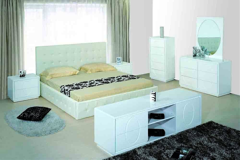 White Beautiful Modern Bedroom White Beautiful Modern Bedroom