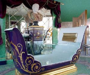 Elegance Glam Bathtub