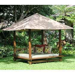 Outdoor Cabana and Daybed