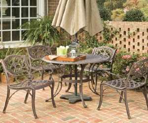 Round Outdoor Dining Set
