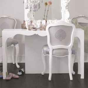 French Means Of Decoration