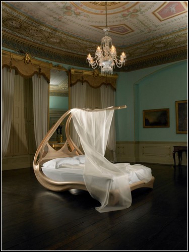 Enignum Canopy Bed From Joseph Walsh